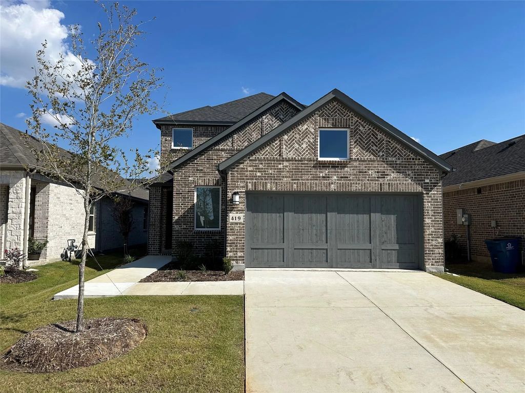 419 Landings Street, Oak Point