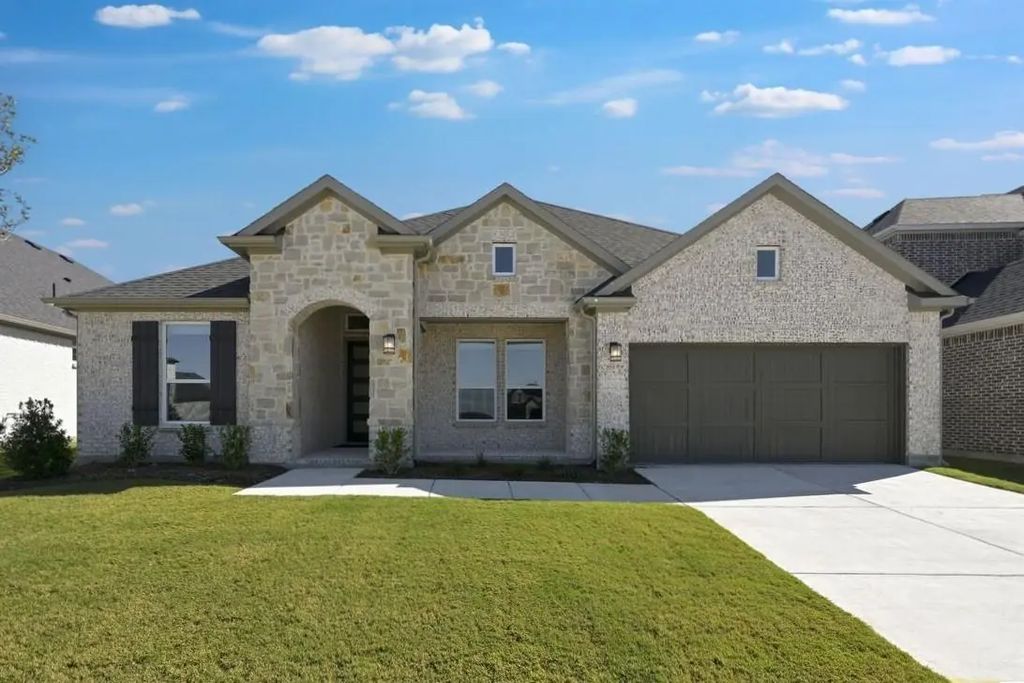 415 Chatham Drive, Oak Point