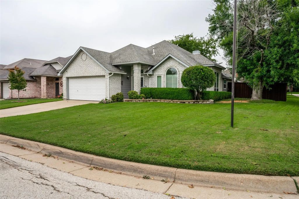 4125 Judith Way, Haltom City