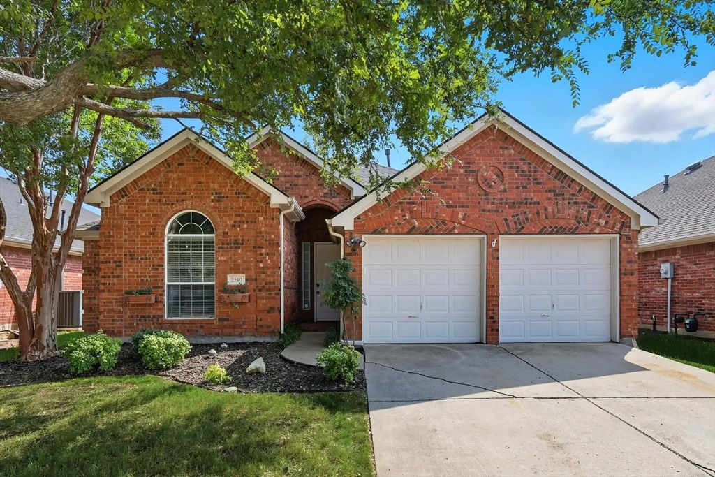 2540 Persimmon Drive, Little Elm