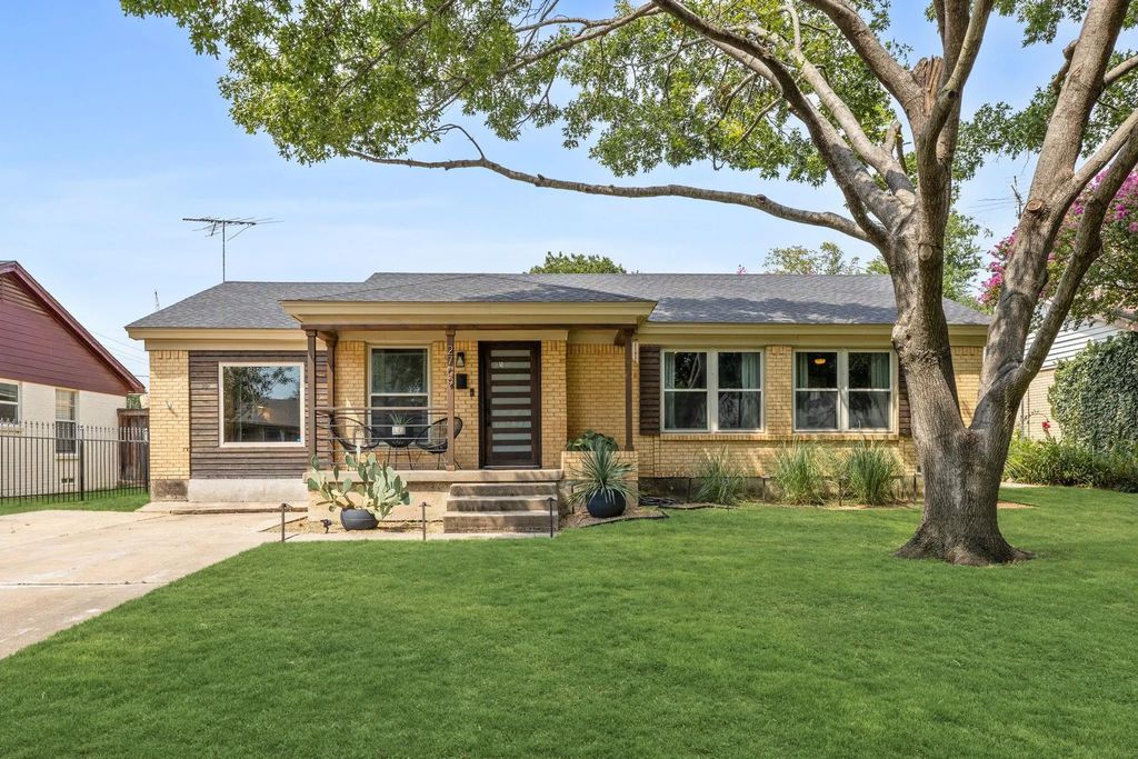 2709 Province Lane, Dallas