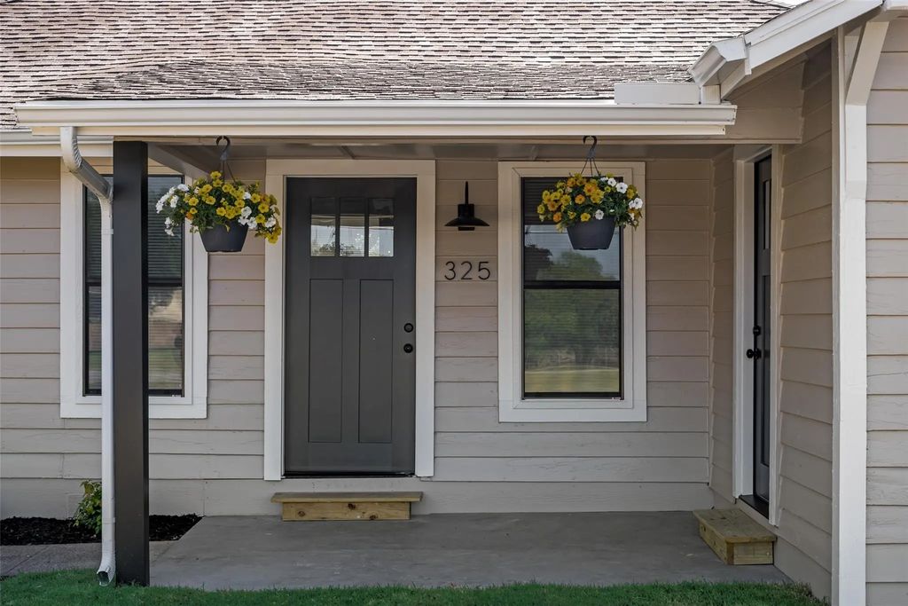 325 Houston Street, Cedar Hill
