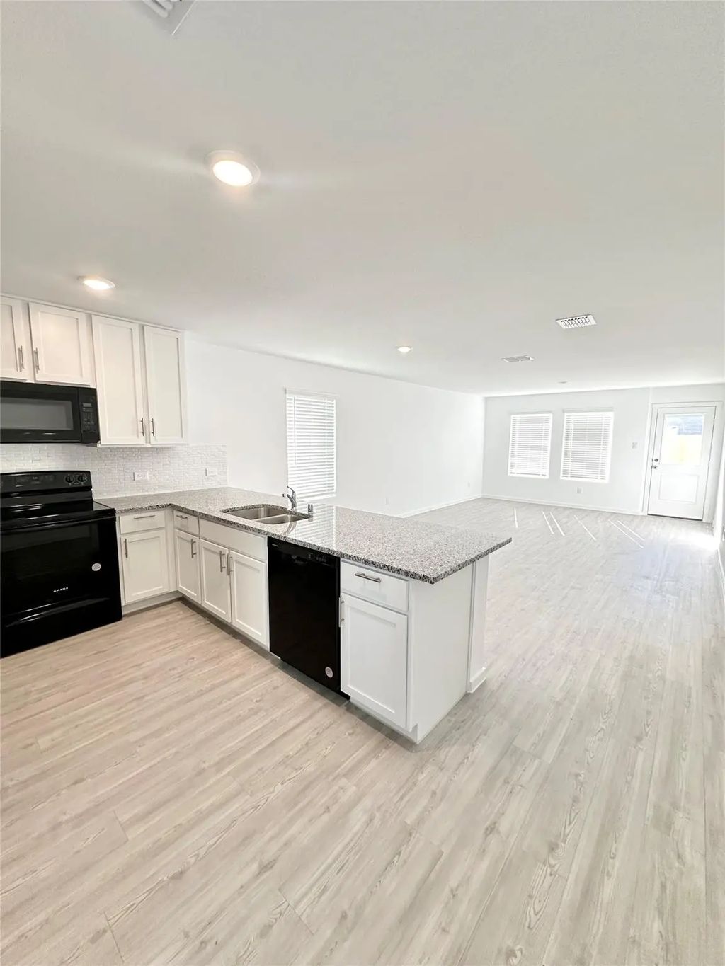 921 Wood Stork Way, Princeton