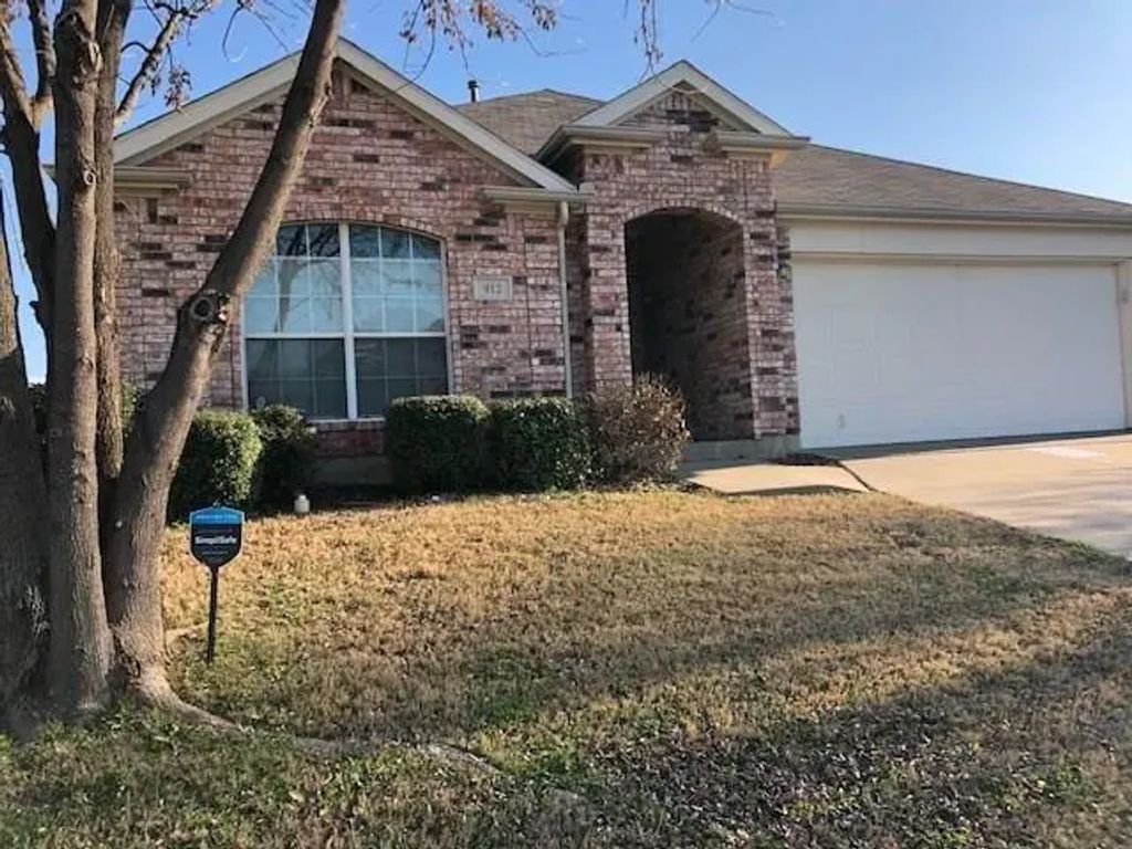 912 Tabasco Trail, Arlington