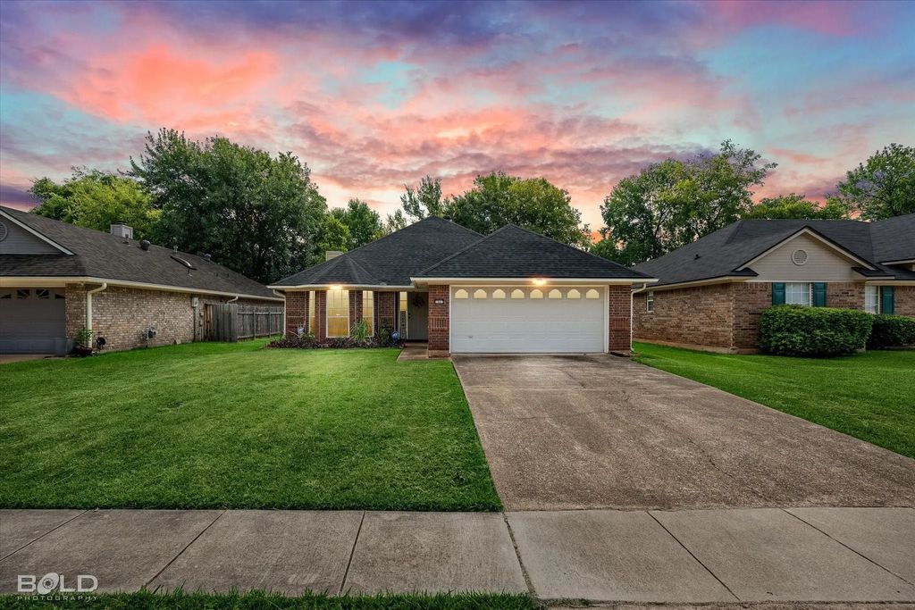 1441 Williamsburg Drive, Bossier City