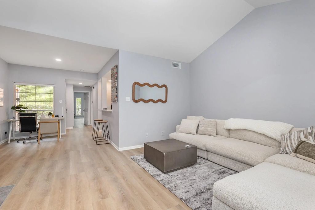 12660 Hillcrest Road 4204, Dallas