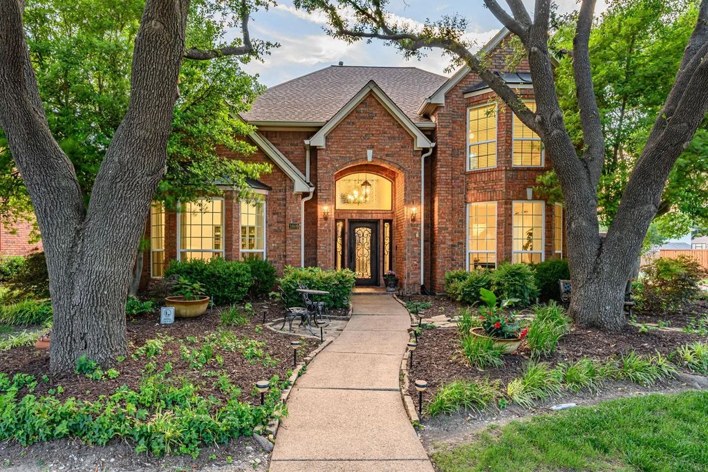 3809 Branchwood Drive, Plano
