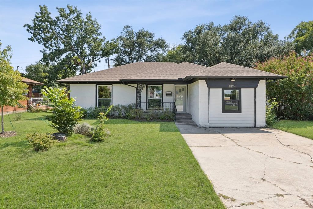 1804 Walnut Avenue, Carrollton