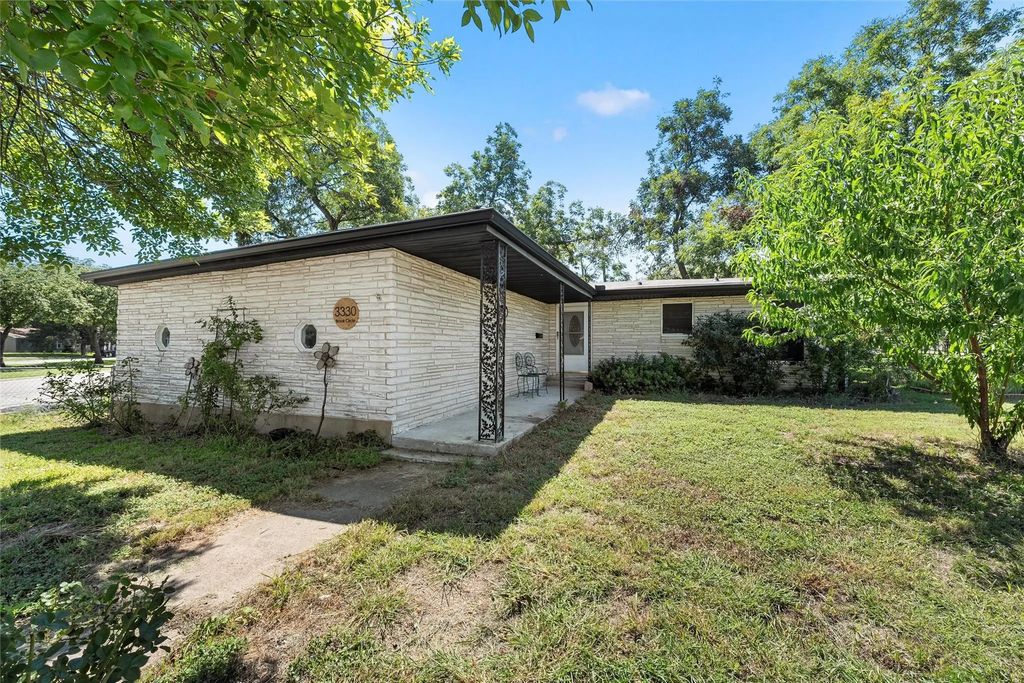 3330 Brook Circle, Waco