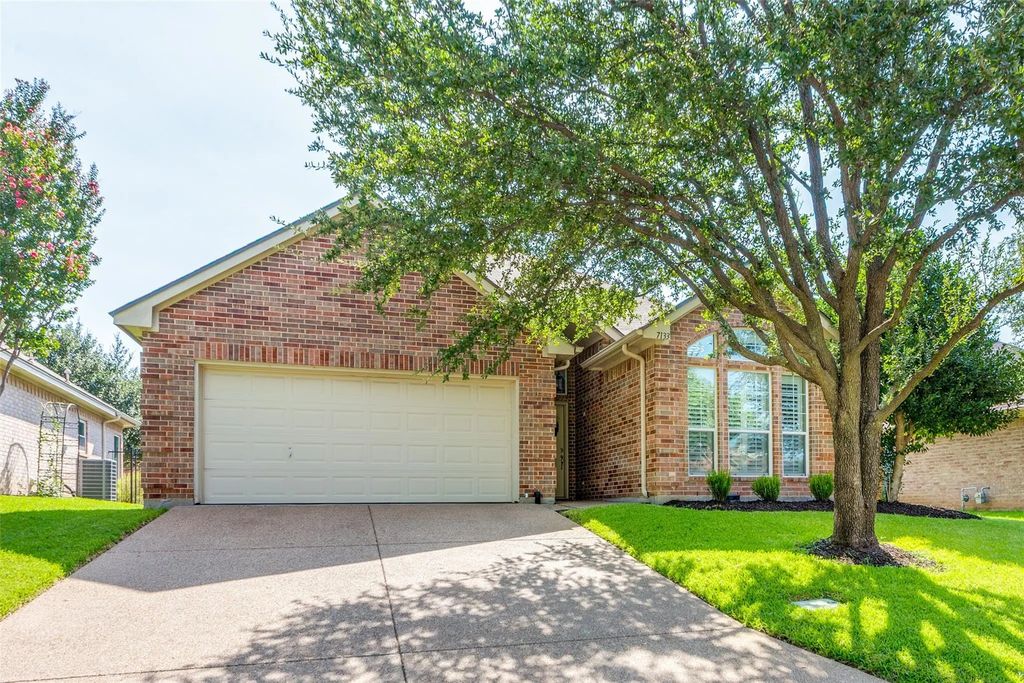 7133 White Tail Trail, Fort Worth