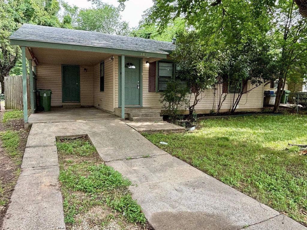 304 Elm Street, Hurst
