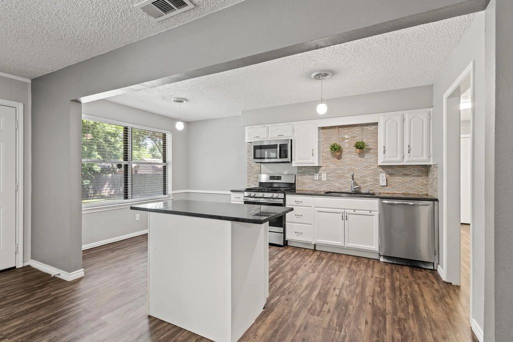 1530 Lime Leaf Lane, Duncanville