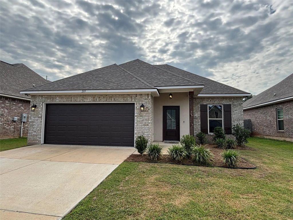 209 Hyperion Street, Bossier City