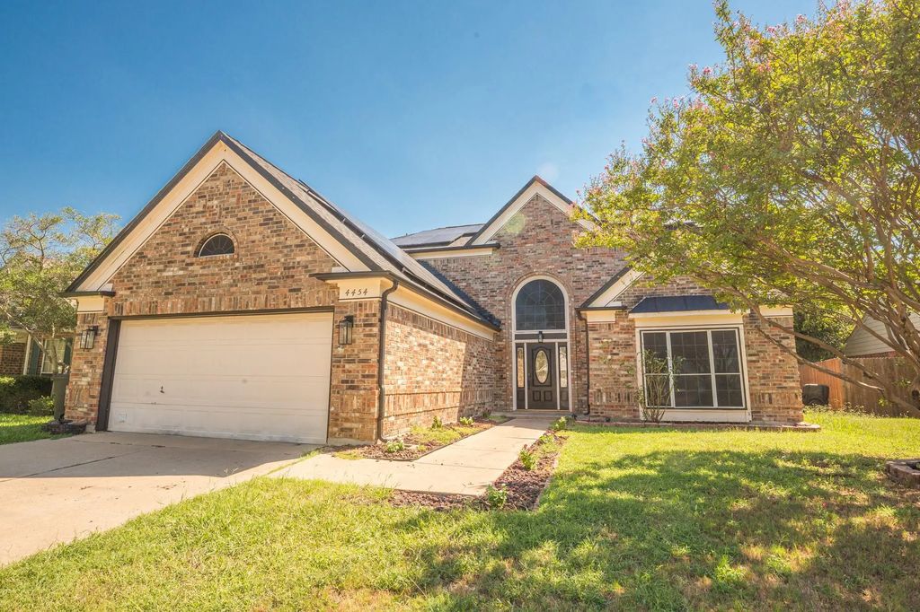 4454 Cabot Drive, Grand Prairie