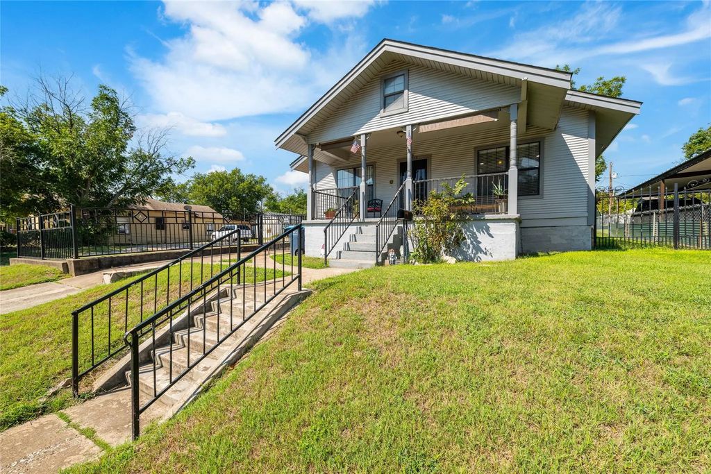 2313 Ross Avenue, Fort Worth
