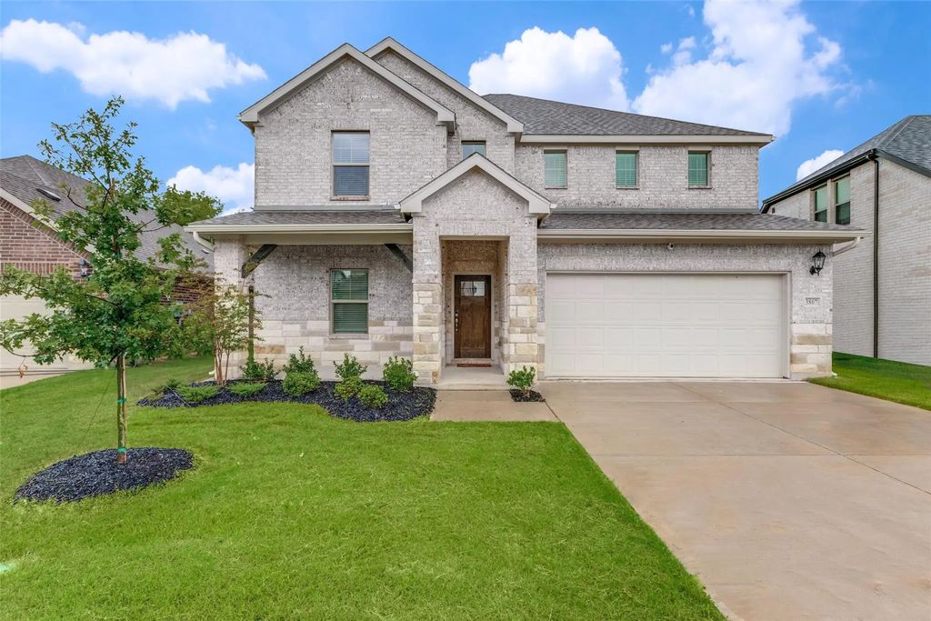 3807 Kenwood Drive, Princeton