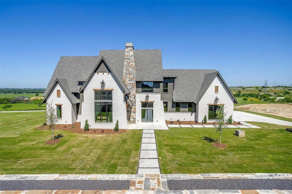 7804 Vern Hills Drive, Fort Worth