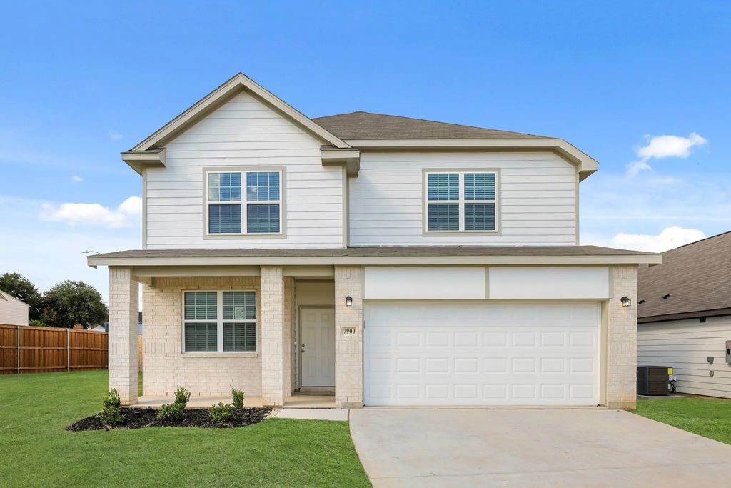7900 Bald Cypress Road, Fort Worth