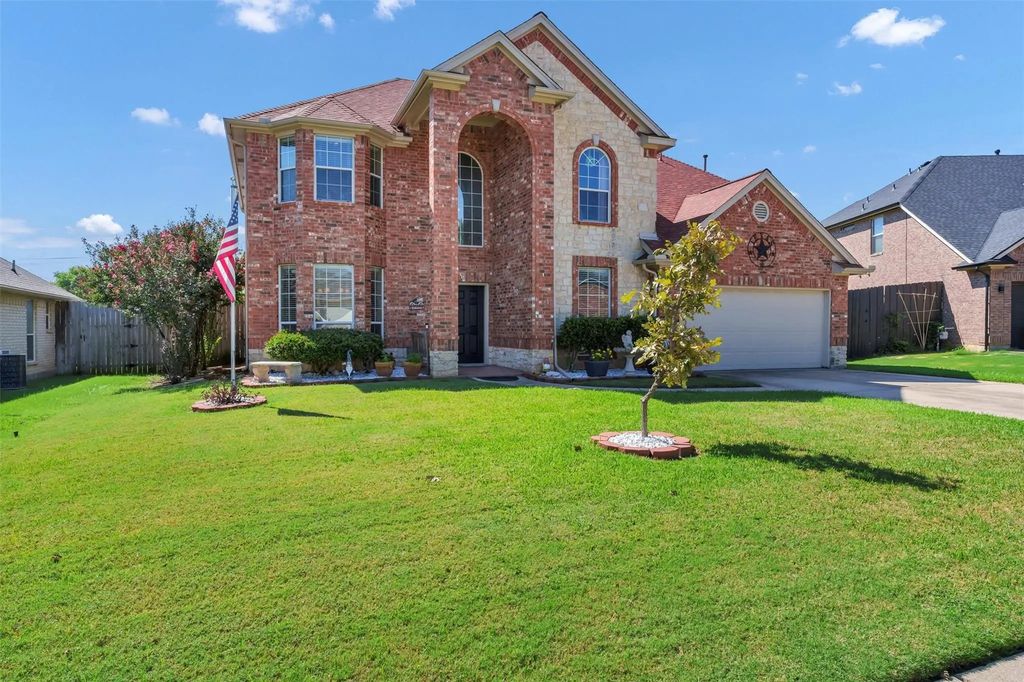 2102 Bentley Drive, Mansfield