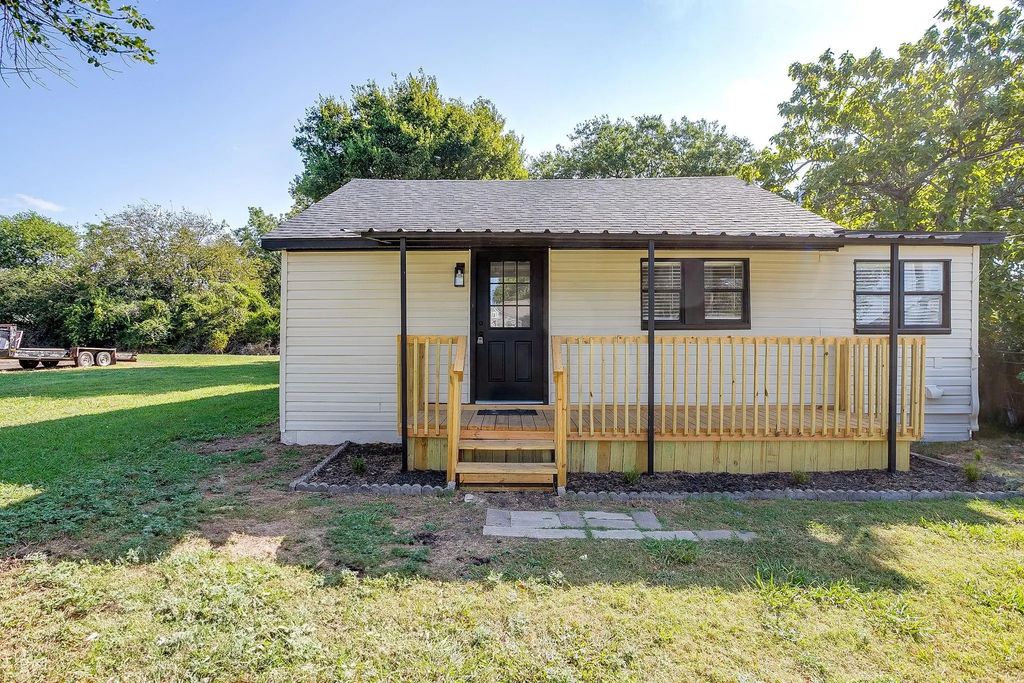 707 Harrel Avenue, Bynum