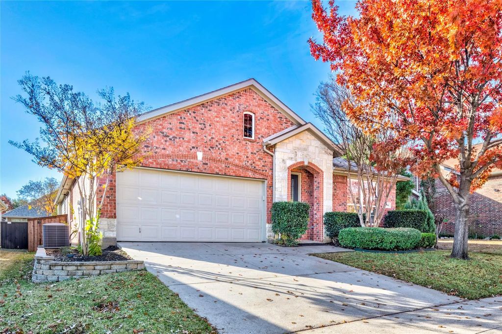 498 Jefferson Lane, Lake Dallas