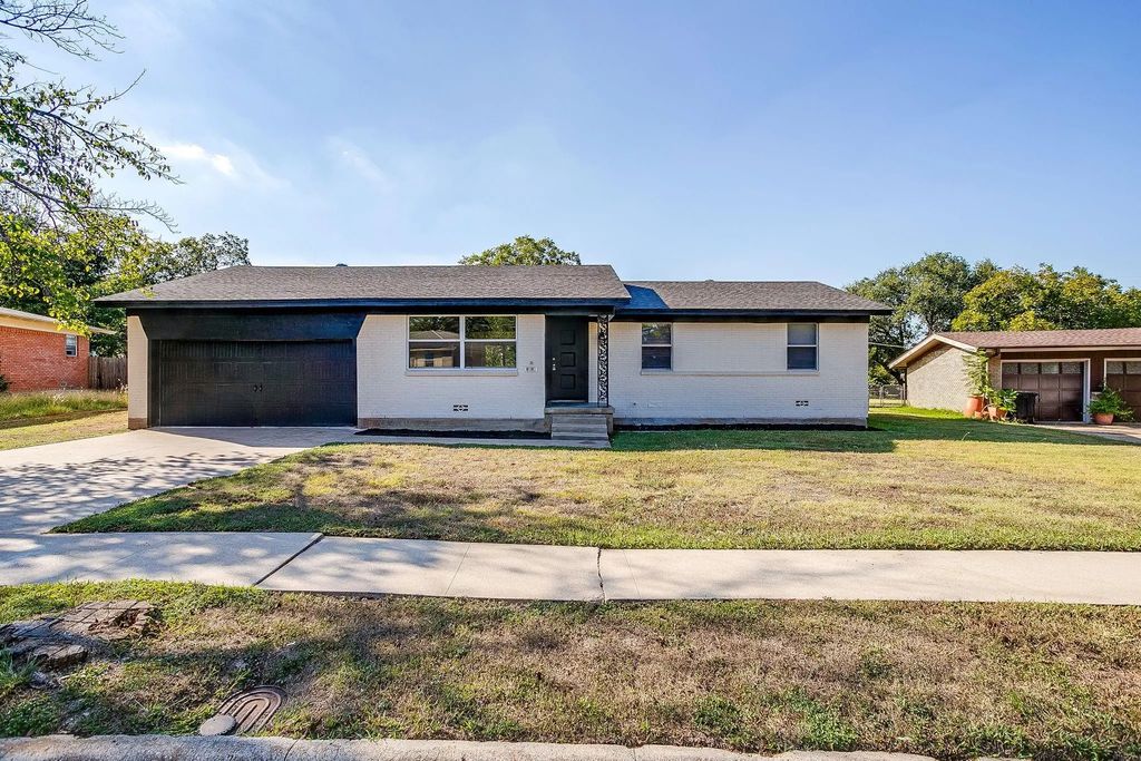 1312 Southern Boulevard, Cleburne