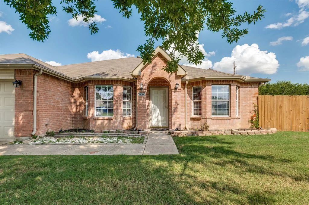 1008 Canyon Drive, Justin