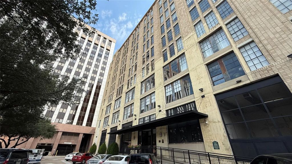 1122 Jackson Street 911, Dallas