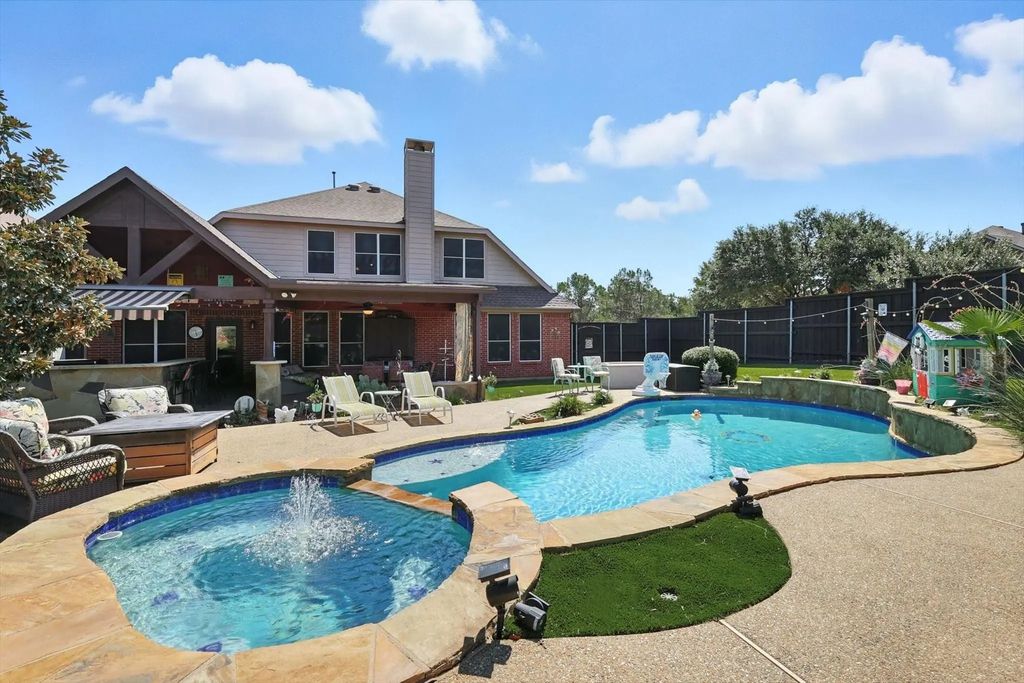 3221 Newhaven Drive, Highland Village