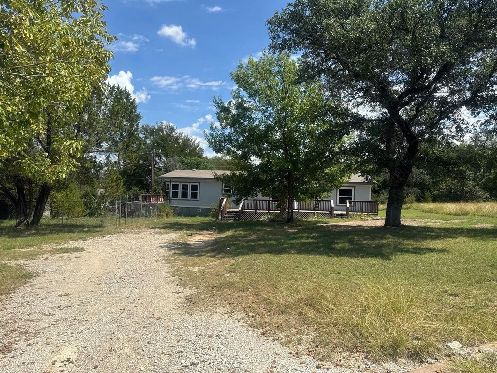 4709 Plum Bush Street, Granbury