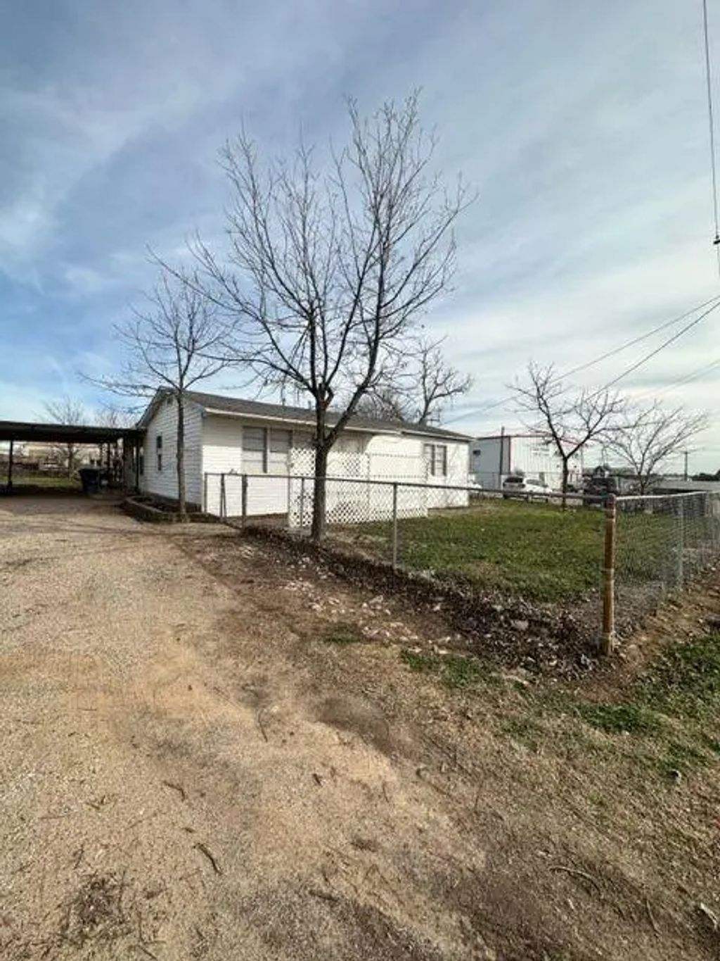 233 T And P Lane, Abilene