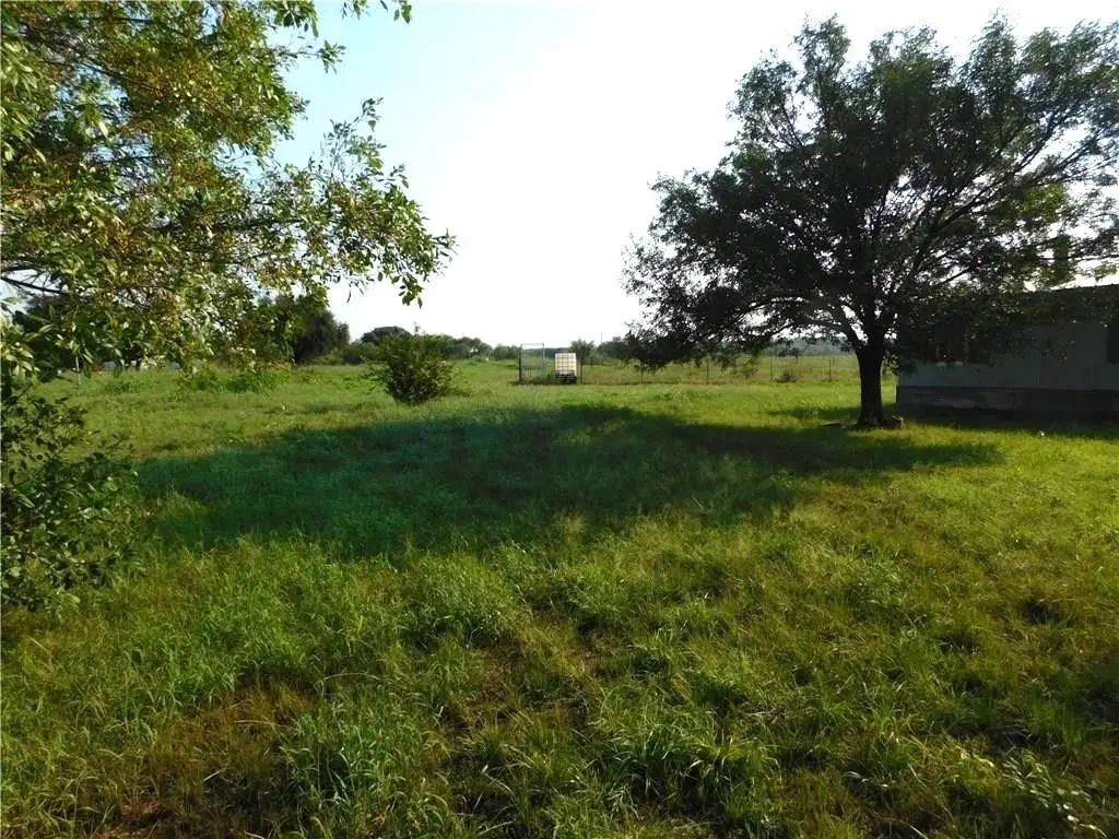 105 Apache Rd., Brownwood