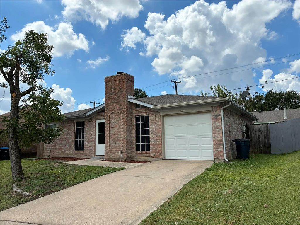 7162 Laurelhill Court S, Fort Worth