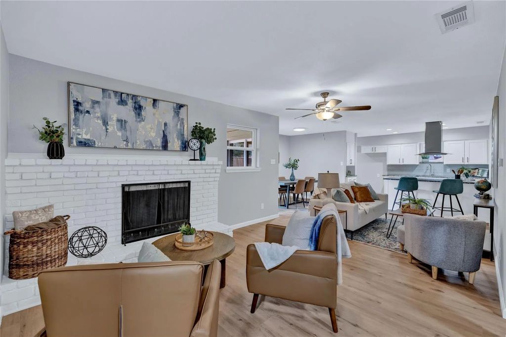 125 Stardust Lane, DeSoto