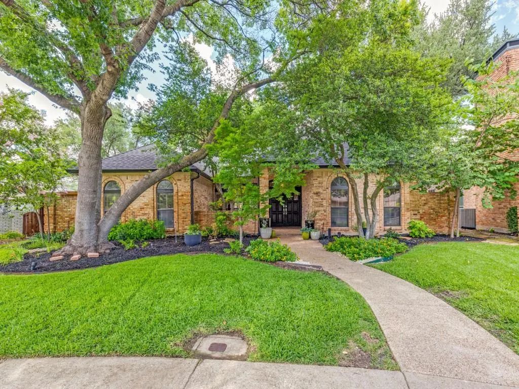 6403 Brook Lake Drive, Dallas