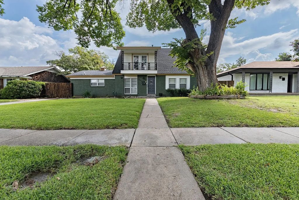 8422 Capriola Lane, Dallas