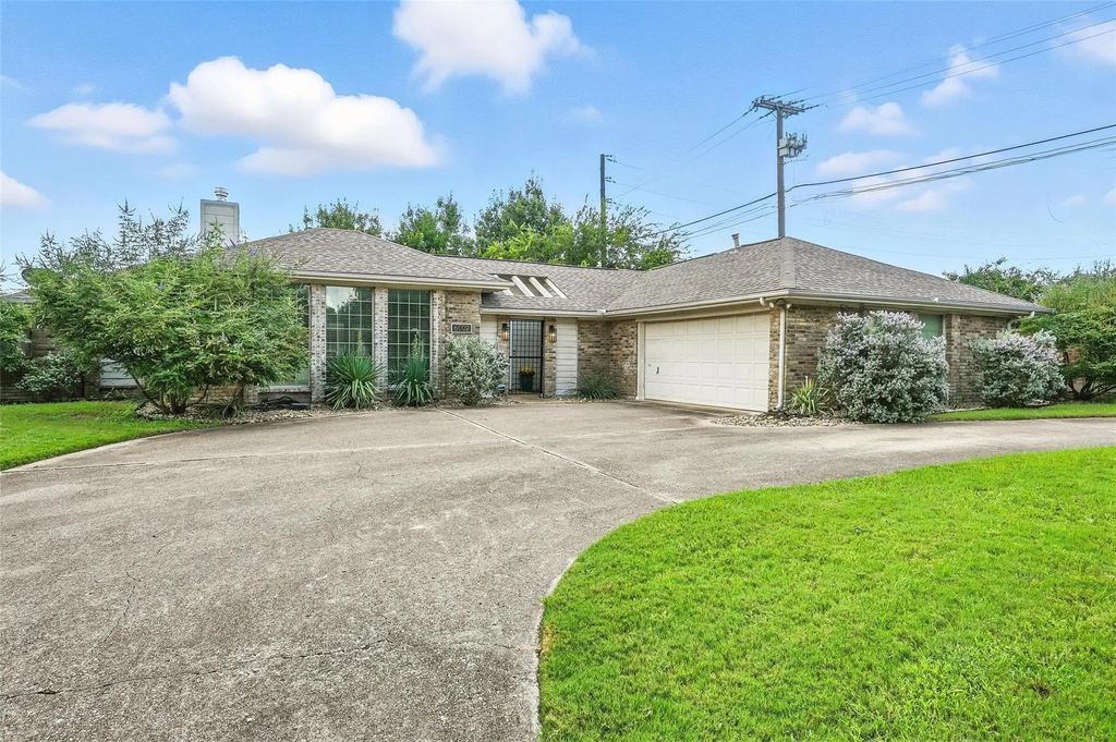 6002 Costera Lane, Dallas