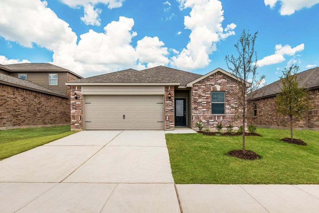 2020 Yarbrough Drive, Anna