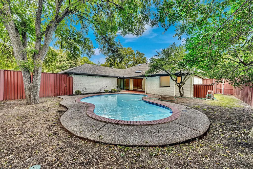2609 Mariposa Circle, Plano