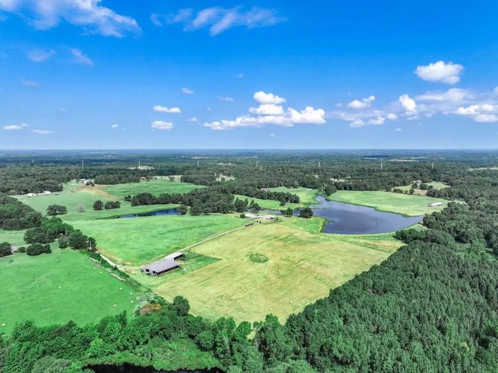 805 Cr 4106, Daingerfield
