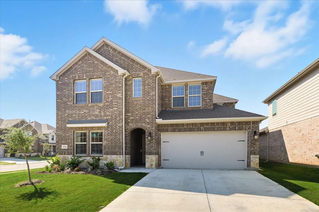 10132 Tin Star Street, Aubrey
