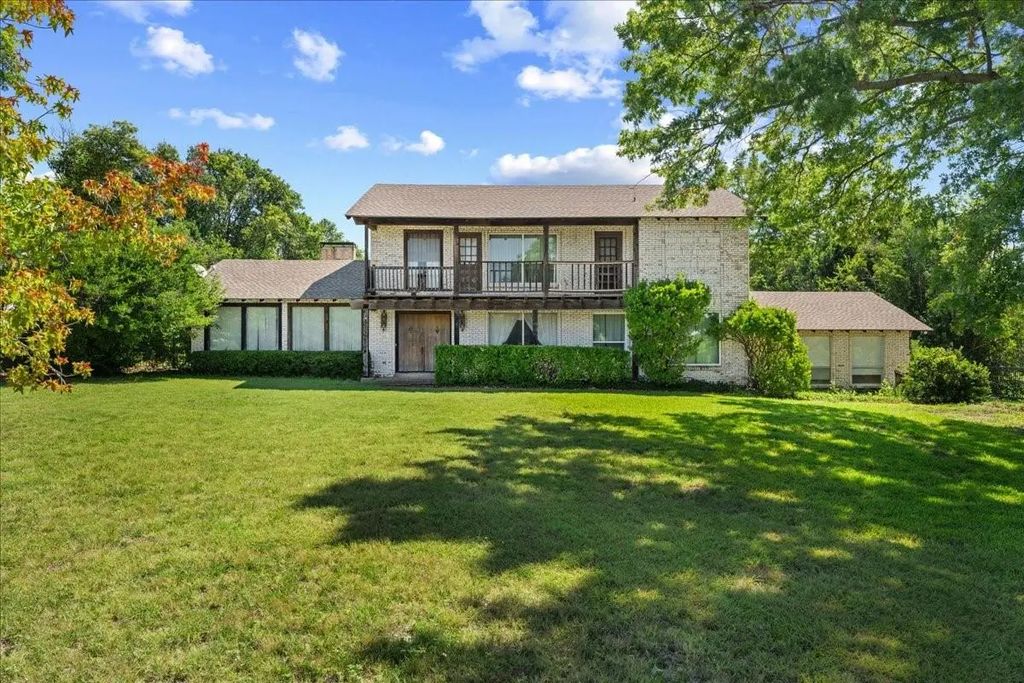 1716 Haciendas Del Lago, Heath