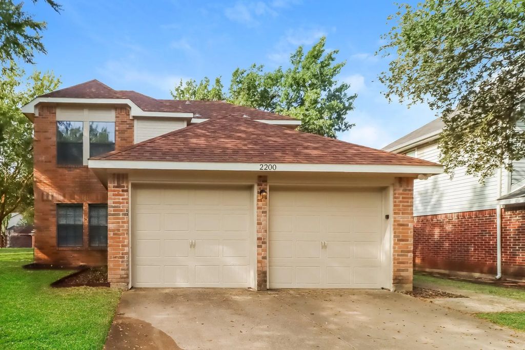 2200 Empery Court, Arlington