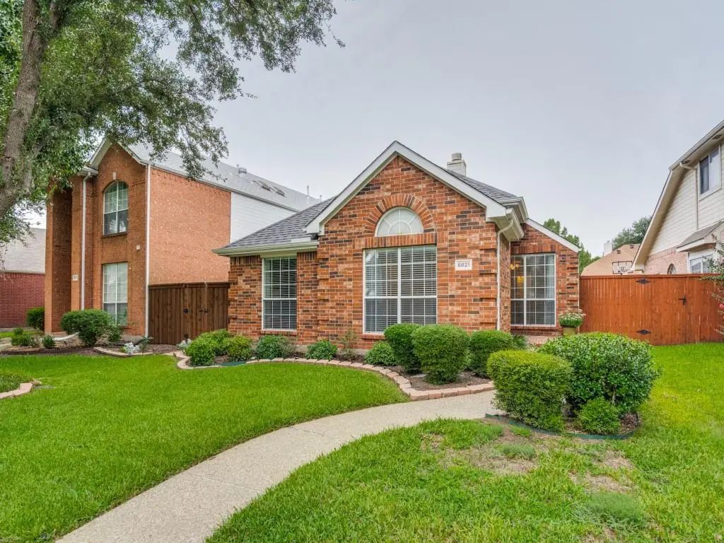 6821 Barbican Drive, Plano