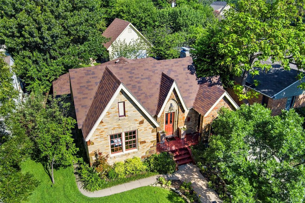 7015 Vivian Avenue, Dallas
