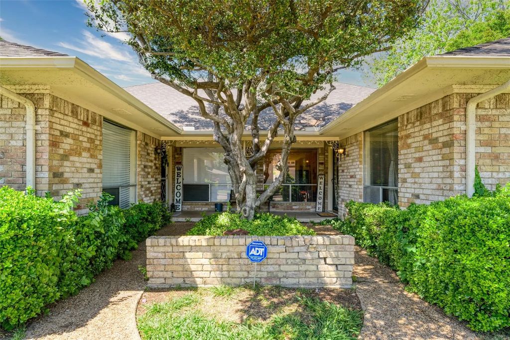 4339 Harvest Hill, Dallas