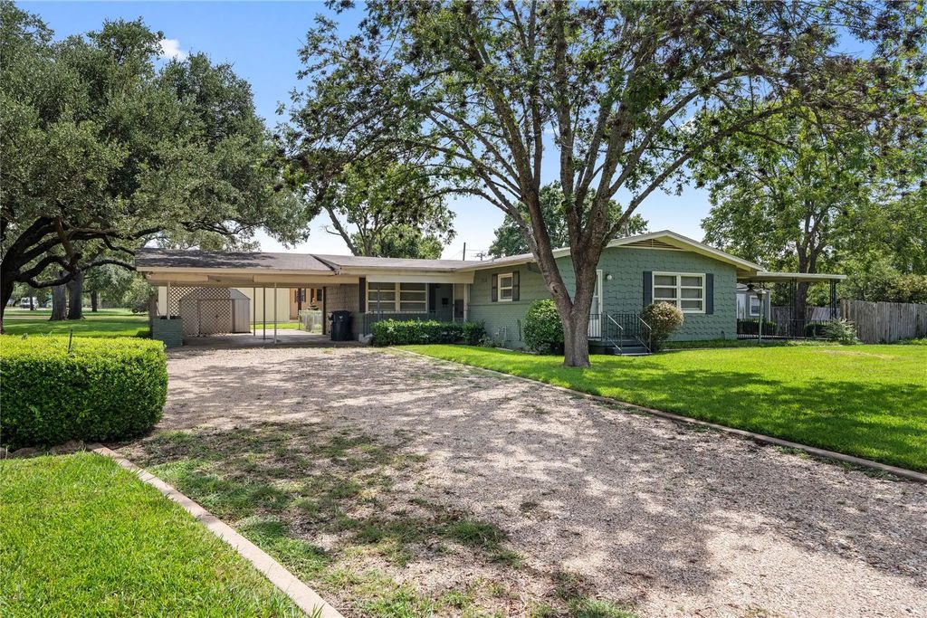 3216 Macarthur Drive, Waco