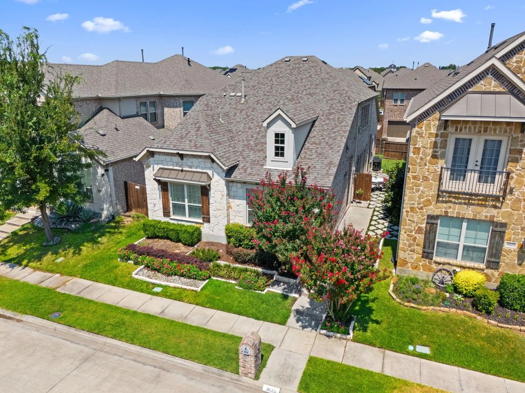 3025 Hurstwood Drive, Plano