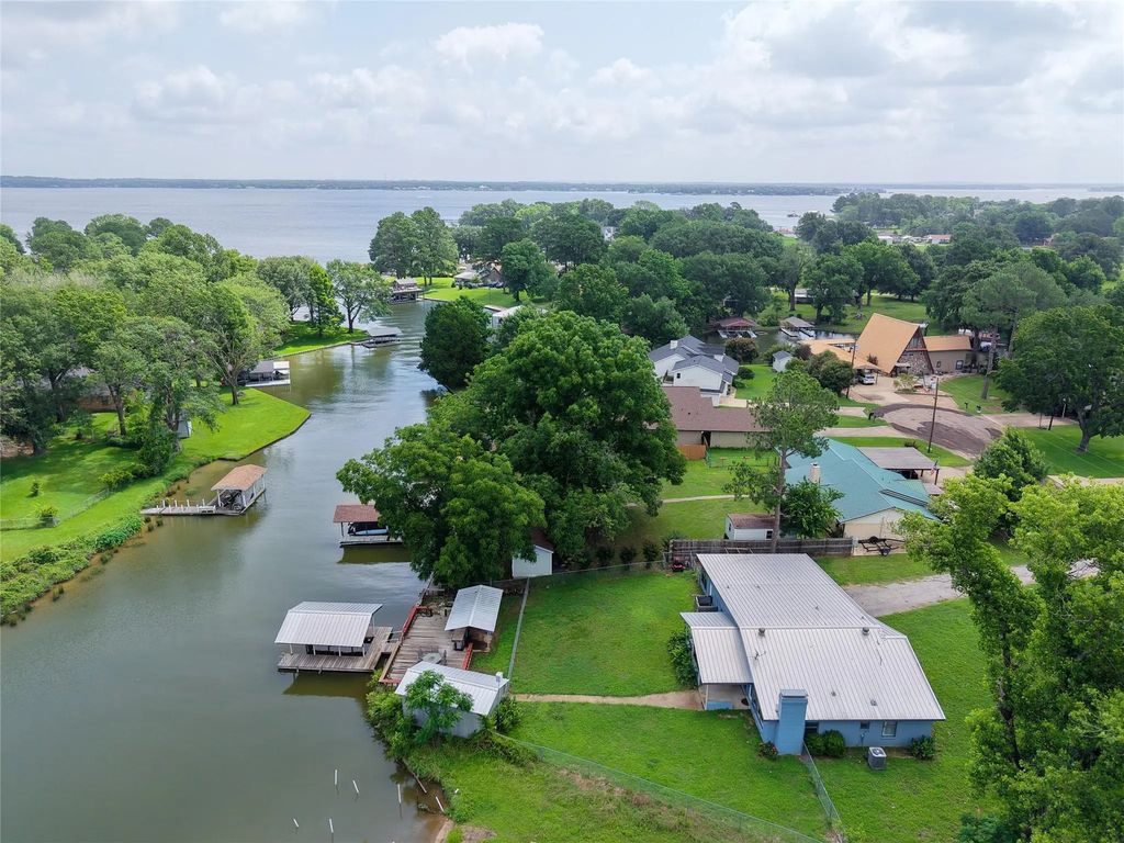 111 Rocking Chair Ranch Road, Trinidad
