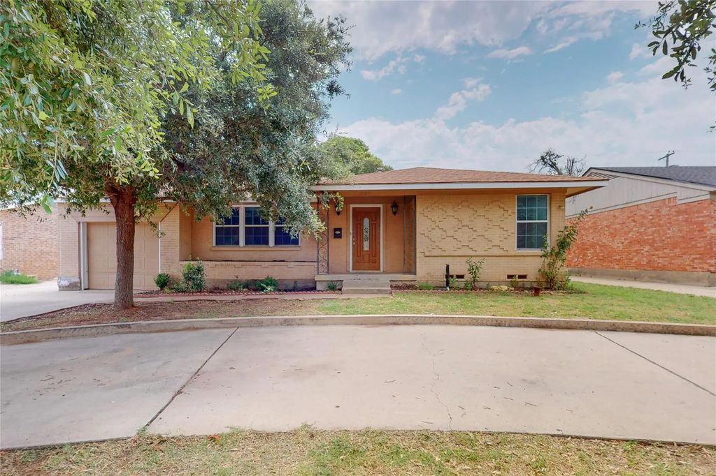 1610 N O Connor Road, Irving